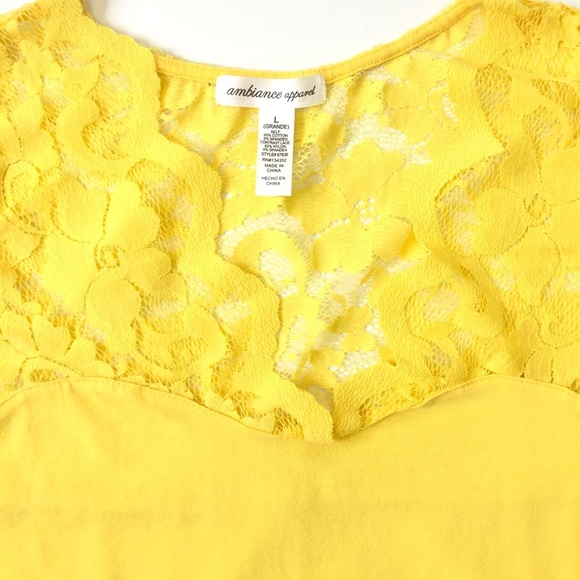 Y2K Lot Of 2 Top Short Sleeve Lace Sheer Detail Womens Size L/M - Picture 5 of 8